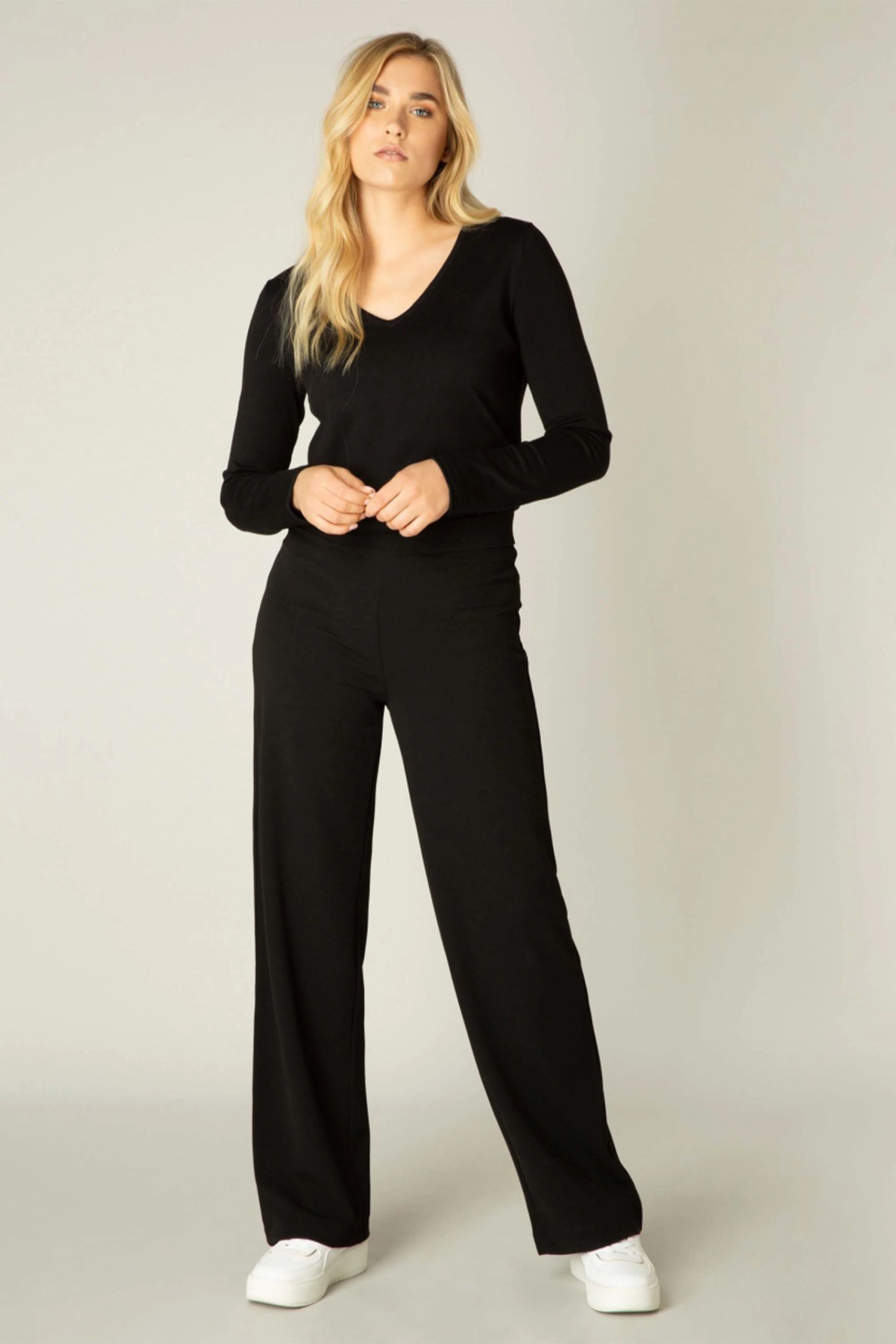 Base Level WIDE LEG PANT