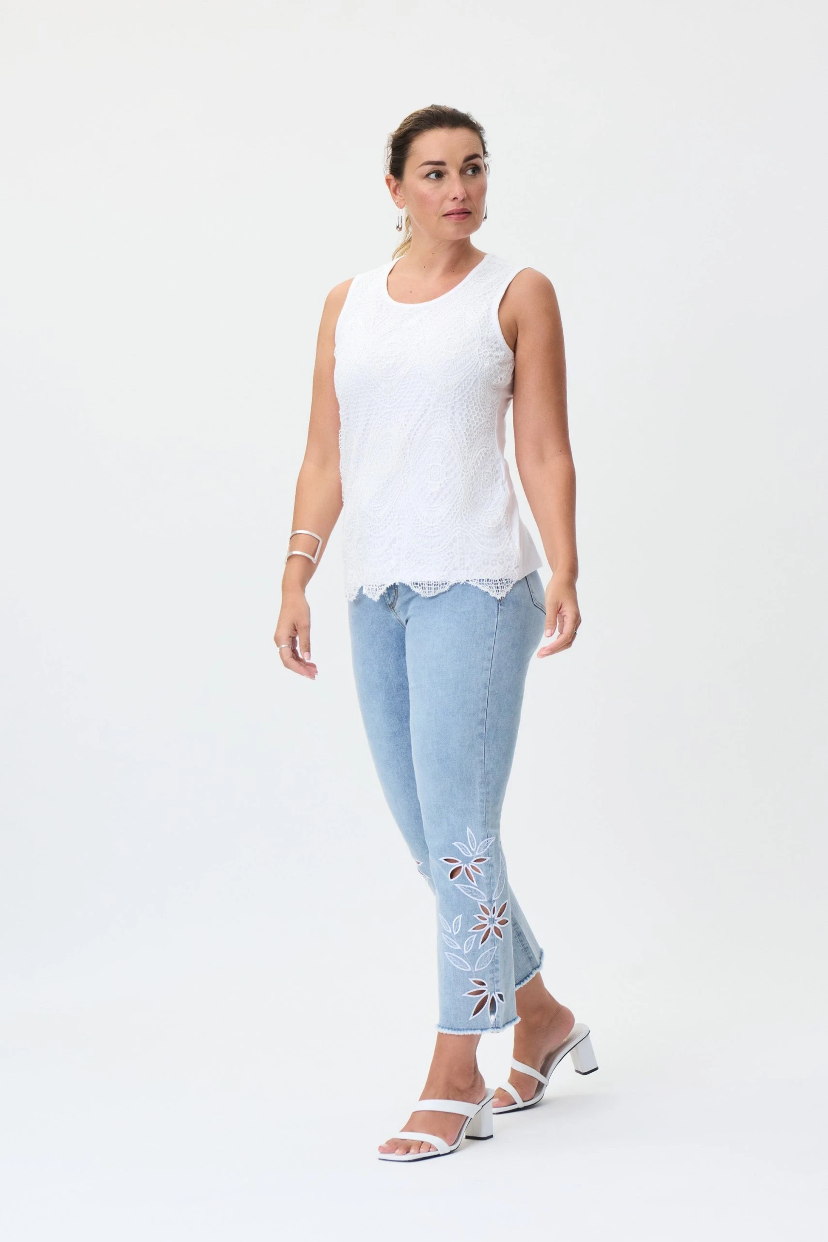 Joseph Ribkoff Embroidered Straight Cropped Jeans