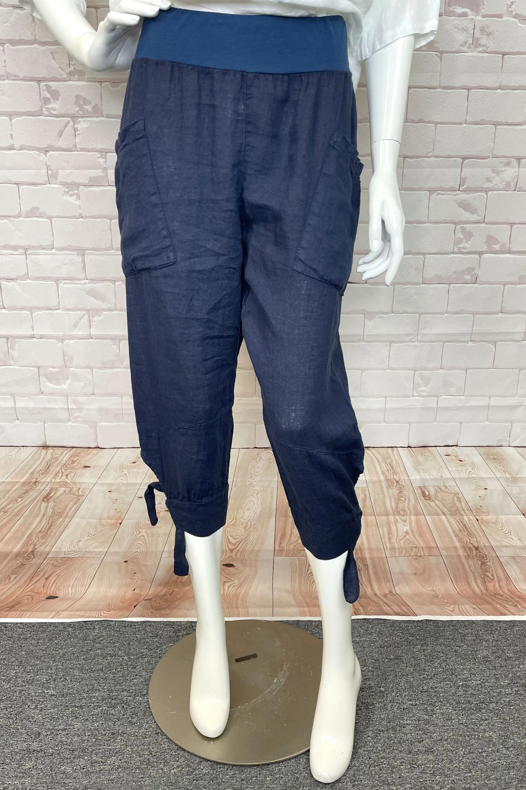 CHERISHH CAPRI WITH TIE HEM - Image 4