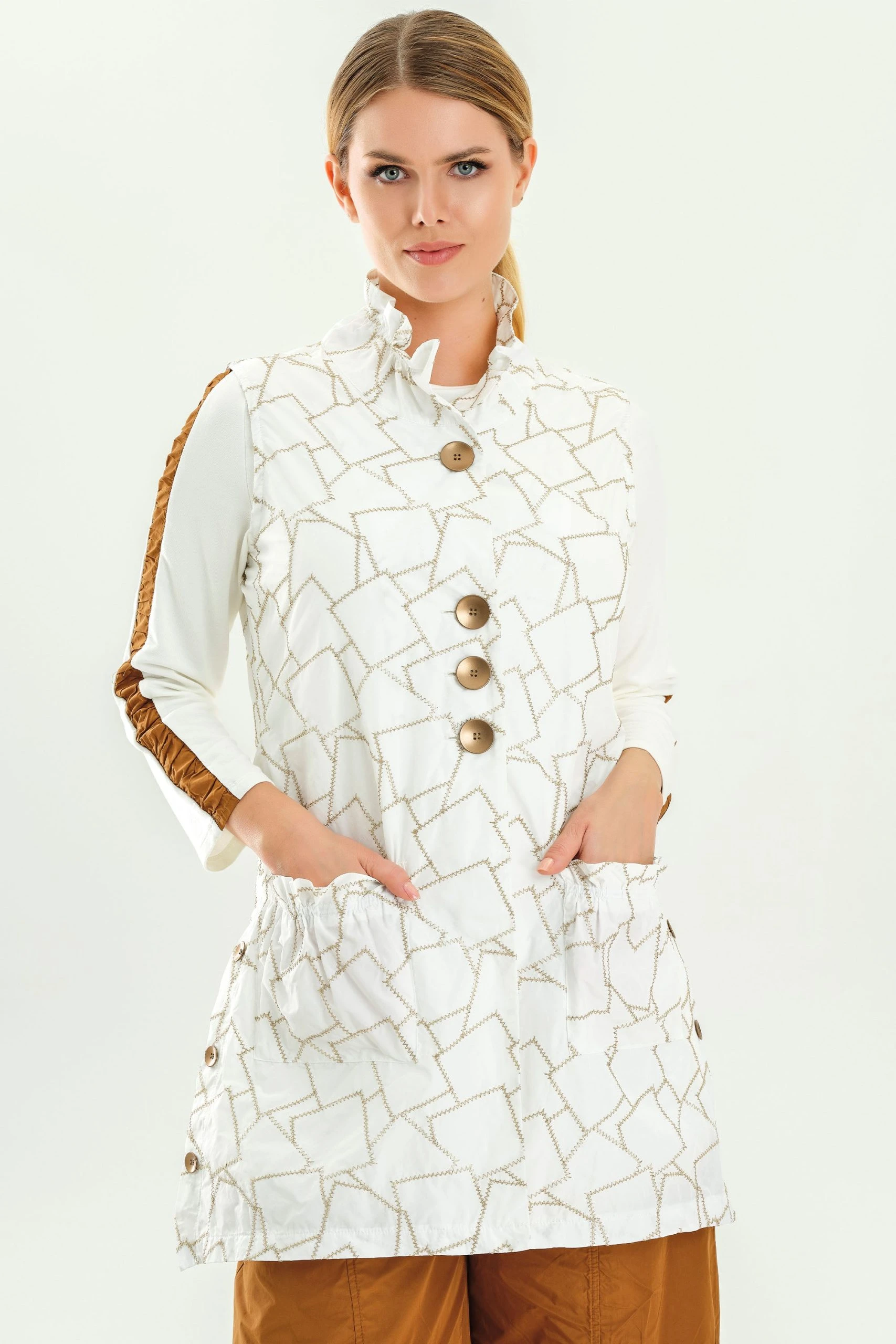 EVER SASSY STITCH UP VEST TOP